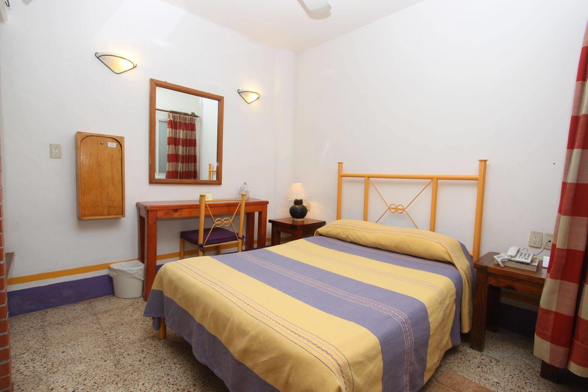 Hotel Posada El Cid Oaxaca Ngoại thất bức ảnh